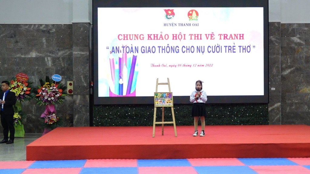 Tuổi trẻ Thanh Oai nghiêm túc thực hiện 4 không, 3 có khi tham gia giao thông