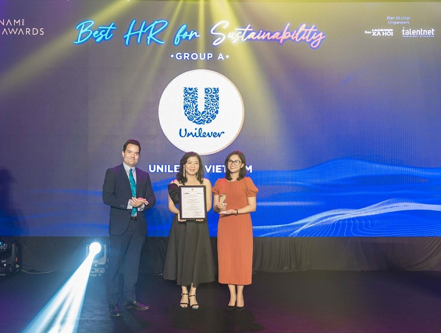 Vietnam HR Awards - Giải thưởng Chiến lược Nhân sự vì sự Phát triển Bền vững 2- Unilever Việt Nam đoạt giải Á quân 1 tại giải thưởng WEPs Awards khu vực Châu Á – Thái Bình Dương 2022