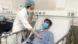 Mắc u nhầy nhĩ trái nguy kịch, nam thanh niên Campuchia được bác sĩ Việt cứu sống