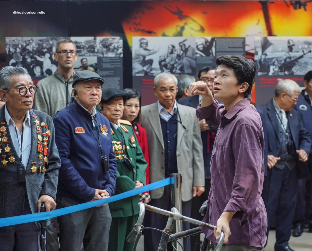 Trưng bày 