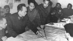 Chuỗi hoạt động Kỷ niệm 50 năm Chiến thắng “Hà Nội - Điện Biên Phủ trên không” tại Hoàng Thành Thăng Long
