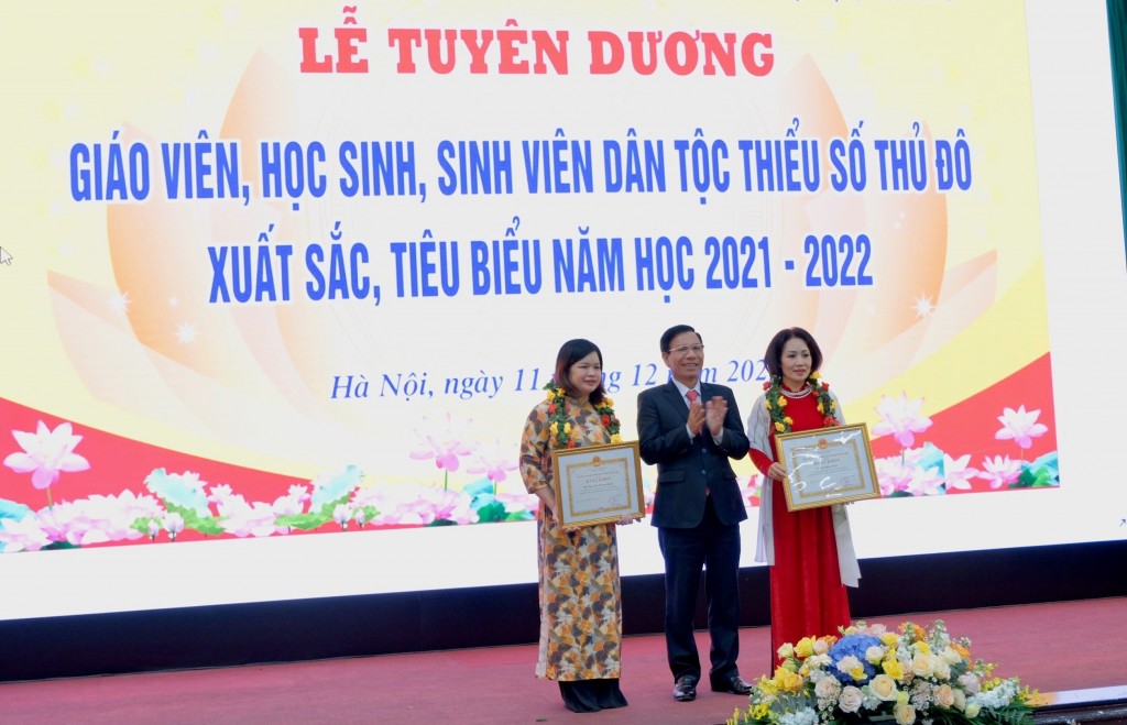 Tuyên dương 161 giáo viên, học sinh, sinh viên dân tộc thiểu số Thủ đô tiêu biểu