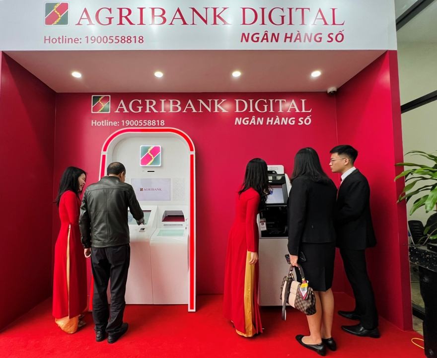 Agribank kí kết hợp tác với Đại học Quốc gia Hà Nội