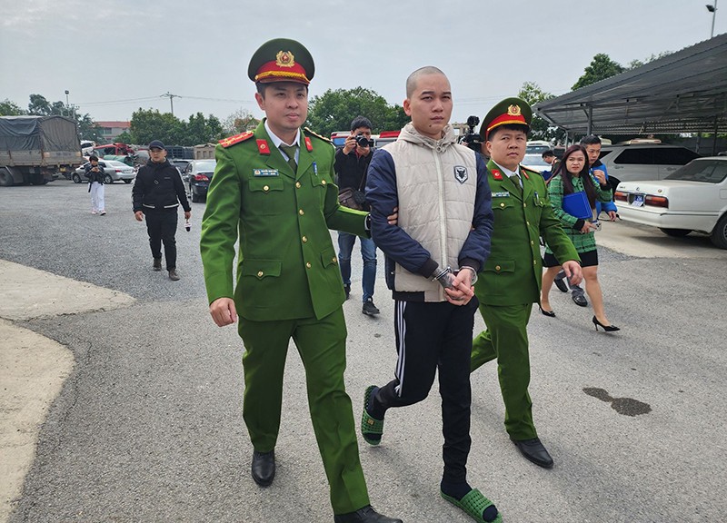 Công an huyện Thường Tín bắt giữ Nguyễn Mạnh Phái, nghi phạm tàng trữ pháo nổ cực lớn trong nhà trọ