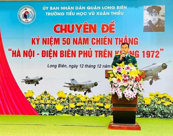 Giáo dục truyền thống về chiến thắng “Hà Nội - Điện Biên Phủ trên không” tại các trường học