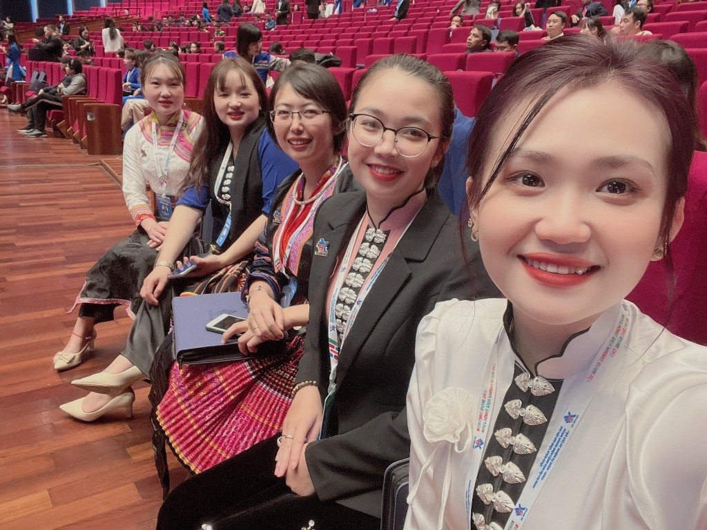 đại biểu đại biểu