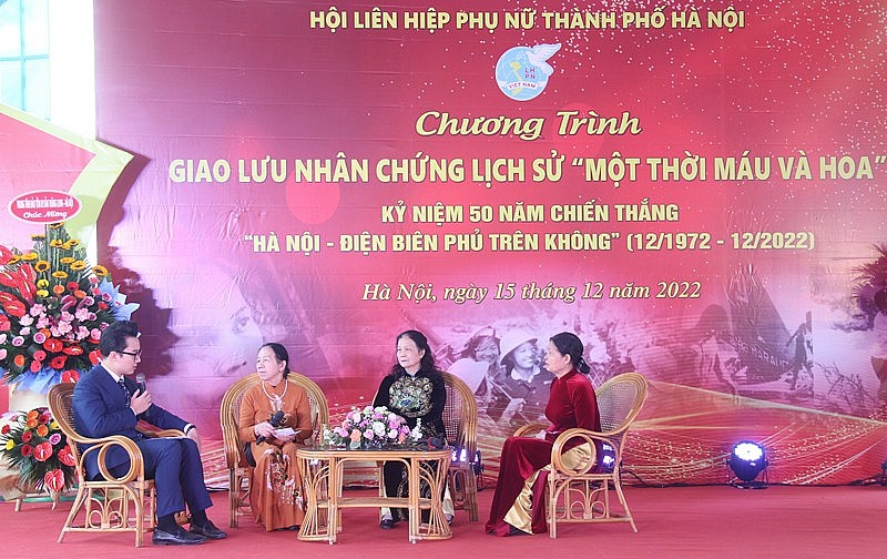 Những "bông hồng thép" của “Một thời máu và hoa”