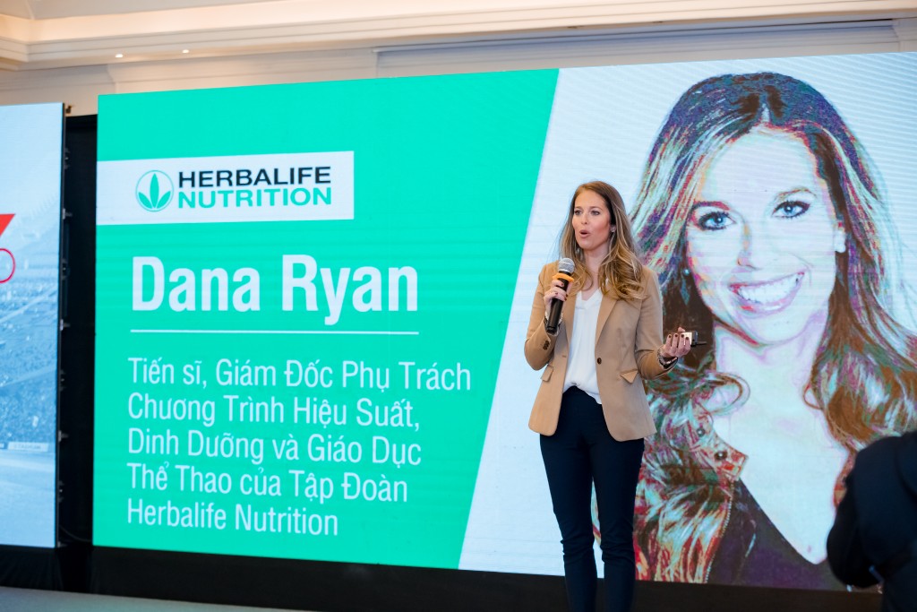 Tiến sĩ Dana Ryan - Giám Đốc Phụ Trách Chương Trình về Hiệu Suất Thể Thao và Giáo Dục thuộc tập đoàn Herbalife Nutrition Tiến sĩ Dana Ryan - Giám Đốc Phụ Trách Chương Trình về Hiệu Suất Thể Thao và Giáo Dục thuộc tập đoàn Herbalife Nutrition