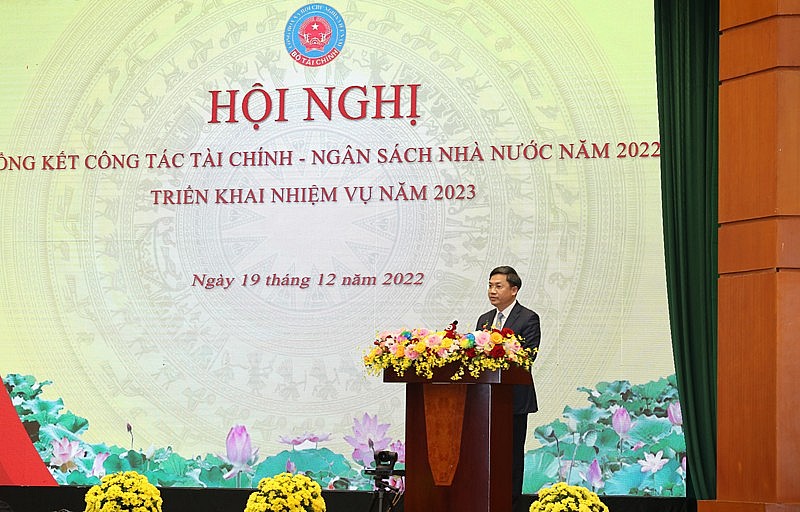 Phó Chủ tịch UBND thành phố Hà Nội Hà Minh Hải phát biểu tại hội nghị