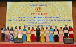 Hà Nội khen thưởng 178 giáo viên dạy giỏi cấp thành phố