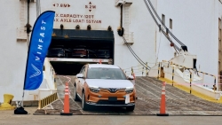 Lô xe đầu tiên cập cảng California - VinFast nhận giấy phép bán hàng tại Mỹ