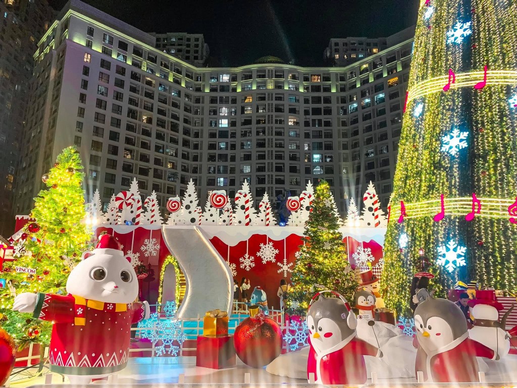 Giữ gìn ý thức và lối ứng xử văn minh nơi công cộng để Noel được vui trọn vẹn