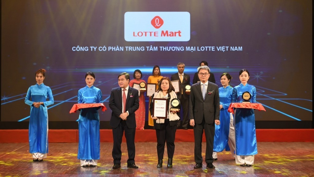 LOTTE Mart được vinh danh "Top 10 Nhãn hiệu nổi tiếng Việt Nam năm 2022"