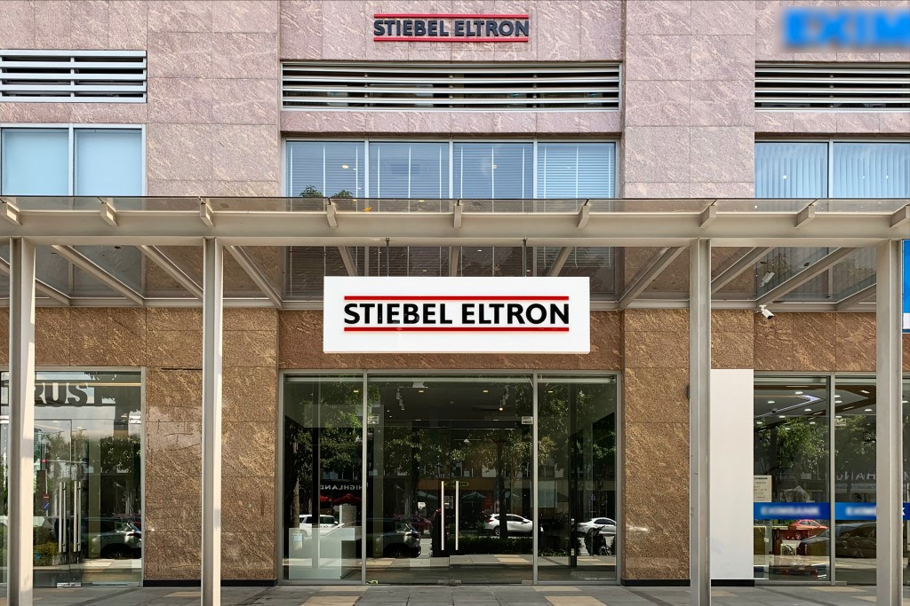 Showroom của STIEBEL ELTRON nằm tại Số 0.03 Tháp B1 – Sarimi, số 72 Nguyễn Cơ Thạch, phường An Lợi Đông, thành phố Thủ Đức, TP. Hồ Chí Minh