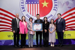 Herbalife Vietnam nhận Giải thưởng Trách nhiệm xã hội doanh nghiệp năm 2022