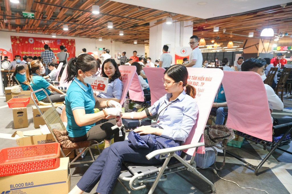 Với việc kịp thời tham gia hiến máu tình nguyện, nhân viên CT Group đã luôn thể hiện tinh thần trách nhiệm của mình với cộng đồng