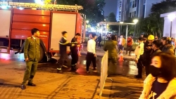 Cảnh sát đang điều tra vụ cháy nổ khiến nhiều người bị thương ở phố Hoàng Công Chất