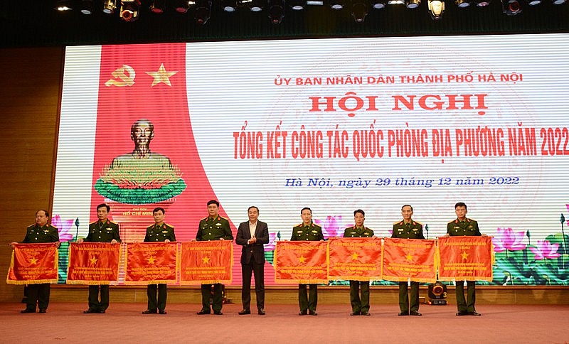 Hà Nội thực hiện tốt phát triển kinh tế - xã hội gắn với tăng cường đầu tư quốc phòng