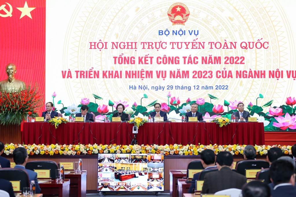 Hội nghị thống nhất đánh giá, năm 2022, công tác chỉ đạo, điều hành của ngành tiếp tục được đổi mới, đảm bảo thông suốt, thống nhất, hiệu quả; công tác xây dựng, hoàn thiện thể chế trong lĩnh vực nội vụ đạt được nhiều kết quả tích cực - Ảnh: VGP/Nhật Bắc