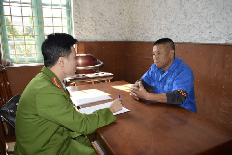 Công an Quảng Ninh lấy Lấy lời khai đối tượng Đào Thế Vinh- đối tượng chủ mưu trong đường dây