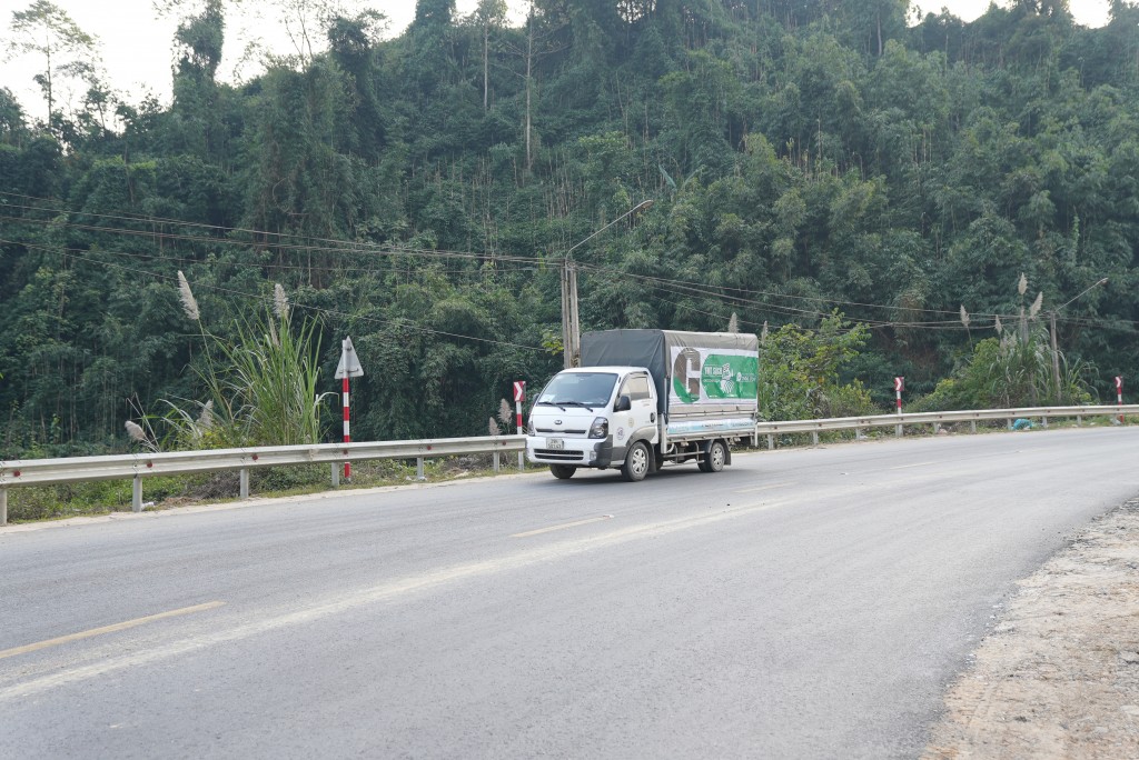 Chuyến xe Bữa Ăn Trọn Vẹn lăn bánh, mang những bữa ăn đến với các em trên mọi miền Tổ quốc