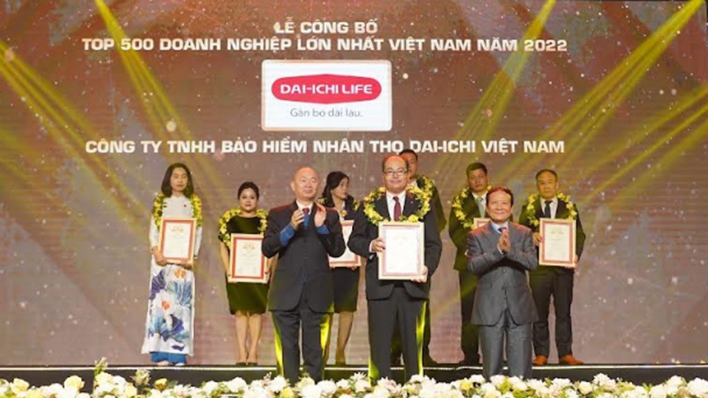 Dai-ichi Life Việt Nam vươn lên vị trí thứ 70 trong bảng xếp hạng VNR500