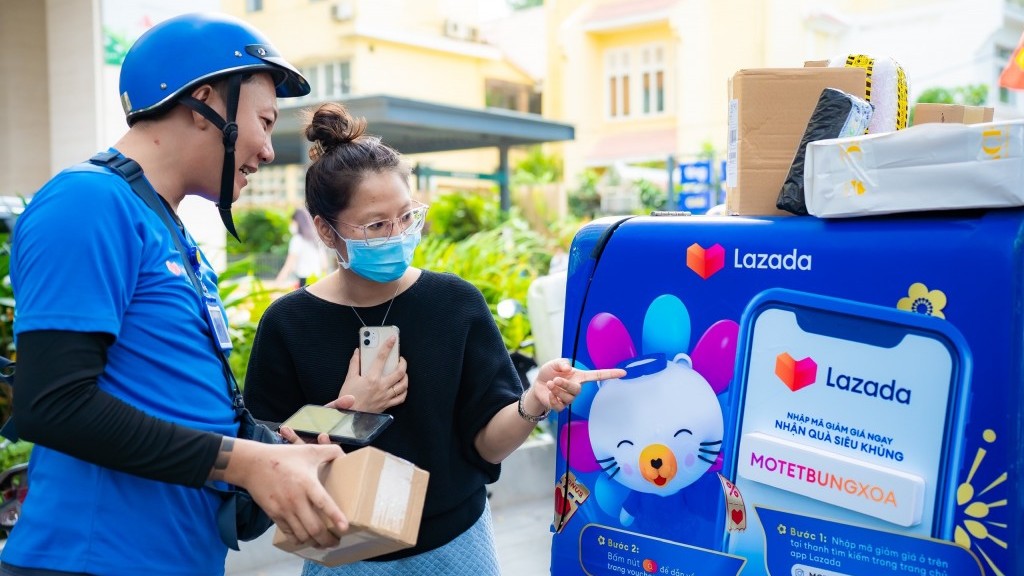 Người tiêu dùng thoả sức mua sắm với lễ hội “Tết sale bung xõa”