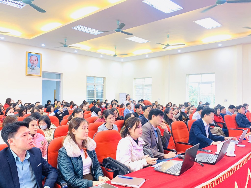 Huyện Ba Vì (Hà Nội): Tăng cường ứng dụng công nghệ thông tin trong quản lý giáo dục