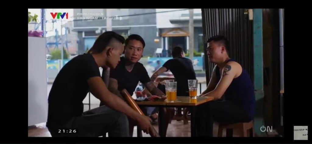 Diễn viên Mạnh Cường trong phim “Bão ngầm”