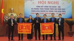 Quận đoàn Hoàng Mai hai năm liên tiếp nhận Cờ thi đua xuất sắc của UBND thành phố Hà Nội