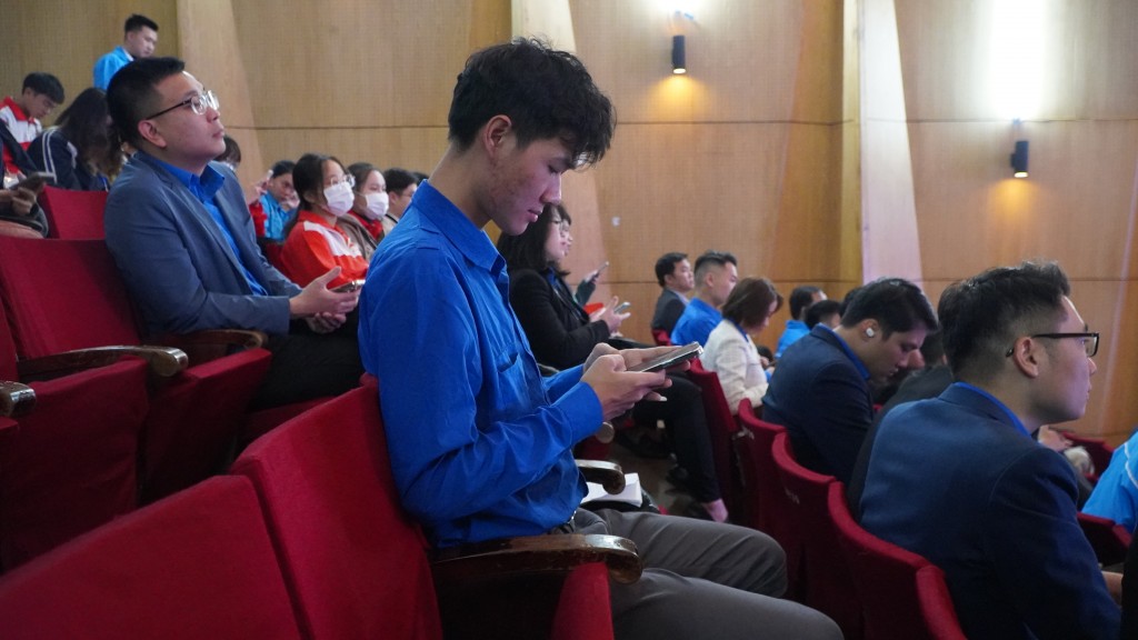 Tăng cường công tác điều hành, quản lý đảng viên thông qua chuyển đổi số Tăng cường công tác điều hành, quản lý đảng viên thông qua chuyển đổi số