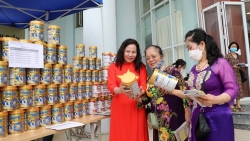 Vinamilk khởi động chuỗi ngày hội "Sống khỏe, sống thanh xuân" hướng đến người cao tuổi