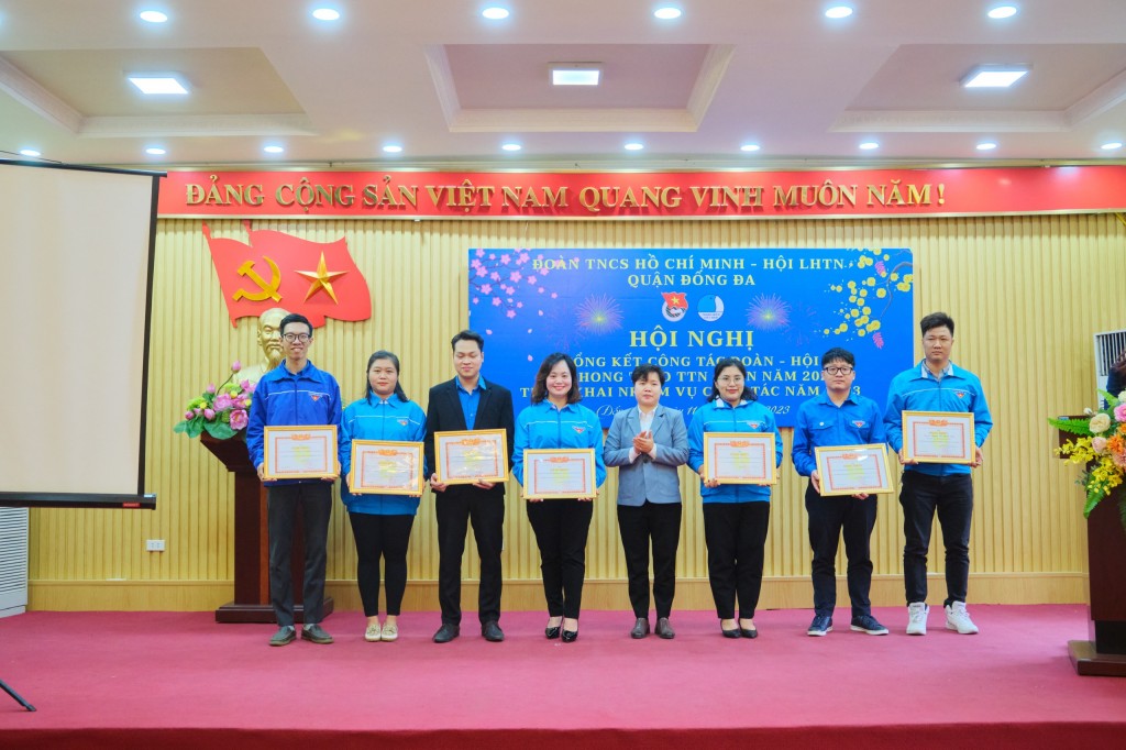 Bằng khen của Ban chấp hành Thành đoàn Hà Nội cho các tập thể và cá nhân có thành tích xuất sắc trong công tác Đoàn và phong trào thanh thiếu nhi năm 2022