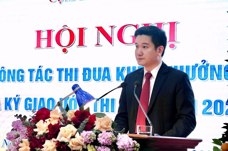 Đồng chí Nguyễn Huy Cường – Phó Bí thư Quận ủy, Chủ tịch UBND quận Nam Từ Liêm phát biểu khai mạc hội nghị