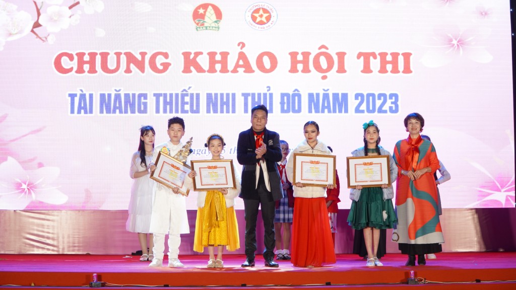 Bùng nổ đêm chung khảo Hội thi 