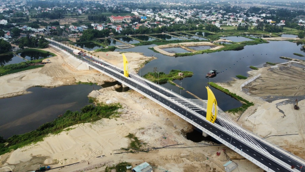 Dự án nạo vét, khơi thông dòng Cổ Cò của UBND tỉnh Quảng Nam đang gấp rút hoàn thiện (Ảnh V.Q)