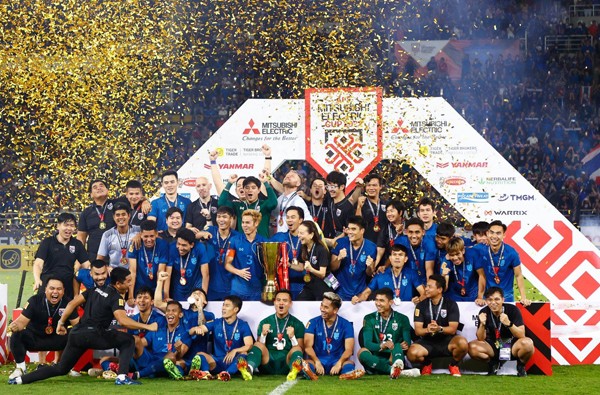 ĐT Thái Lan nâng cao chức vô địch AFF Cup thứ 7