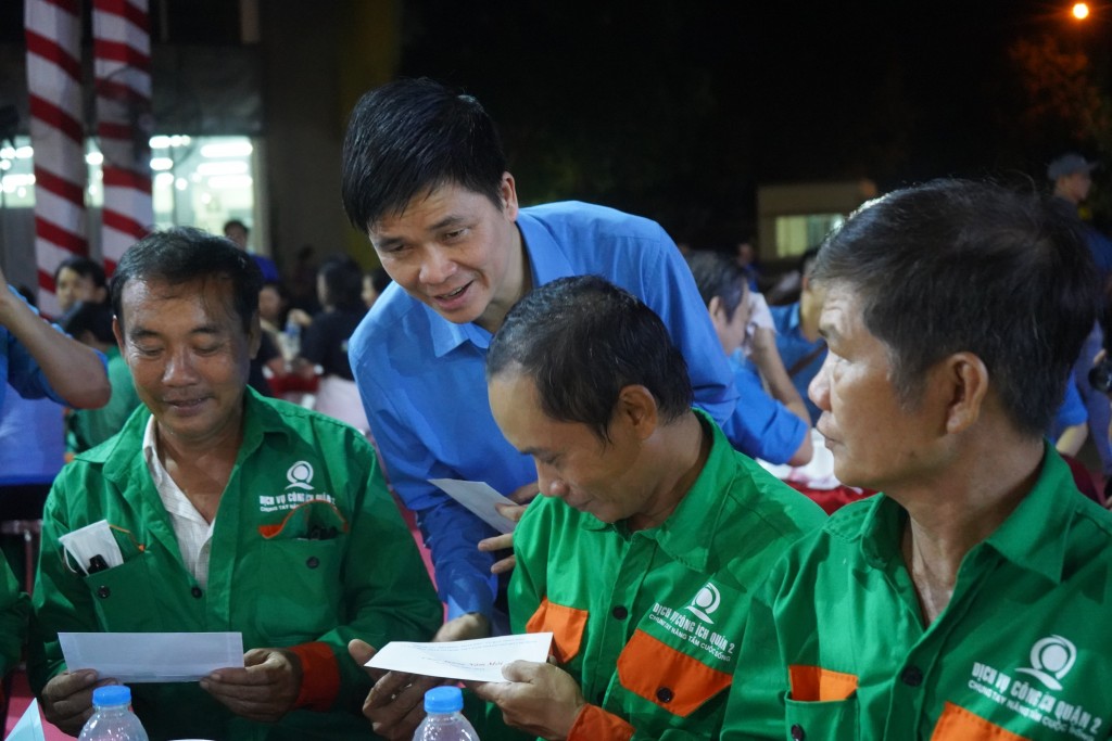 TP Hồ Chí Minh: Họp mặt 1.000 người lao động tiêu biểu, có hoàn cảnh khó khăn