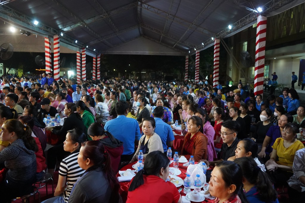 TP Hồ Chí Minh: Họp mặt 1.000 người lao động tiêu biểu, có hoàn cảnh khó khăn
