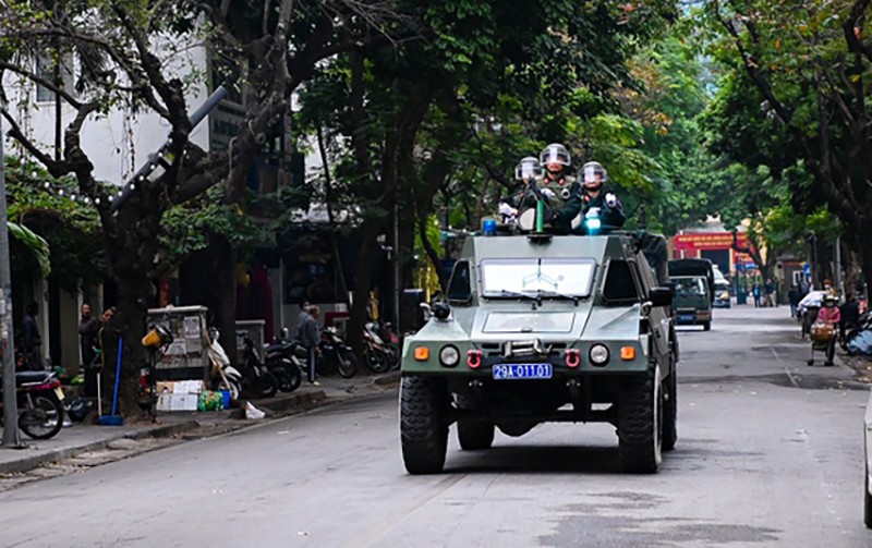 Công an TP Hà Nội tổ chức ra quân bảo vệ Tết Nguyên đán Quý Mão 2023 trên địa bàn thành phố. Trong ảnh, là các đơn vị nghiệp vụ cảnh sát giao thông, cảnh sát cơ động, cảnh sát PCCC và CNCH tổ chức diễu hành qua các tuyến phố Công an TP Hà Nội tổ chức ra quân bảo vệ Tết Nguyên đán Quý Mão 2023 trên địa bàn thành phố. Trong ảnh, là các đơn vị nghiệp vụ cảnh sát giao thông, cảnh sát cơ động, cảnh sát PCCC và CNCH tổ chức diễu hành qua các tuyến phố