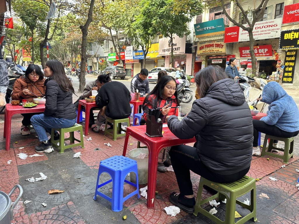 Hàng bún, phở 