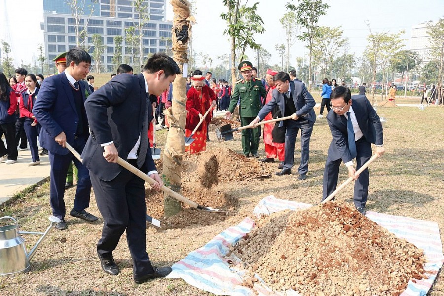 Quận Nam Từ Liêm phát động Tết trồng cây Xuân Quý mão 2023