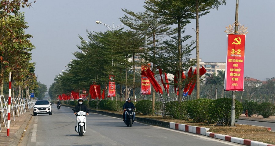 Cờ hoa, bằng rôn chào mừng Kỷ niệm 93 năm Ngày thành lập Đảng (3/2/1930 - 3/2/2023) Cờ hoa, bằng rôn chào mừng Kỷ niệm 93 năm Ngày thành lập Đảng (3/2/1930 - 3/2/2023)