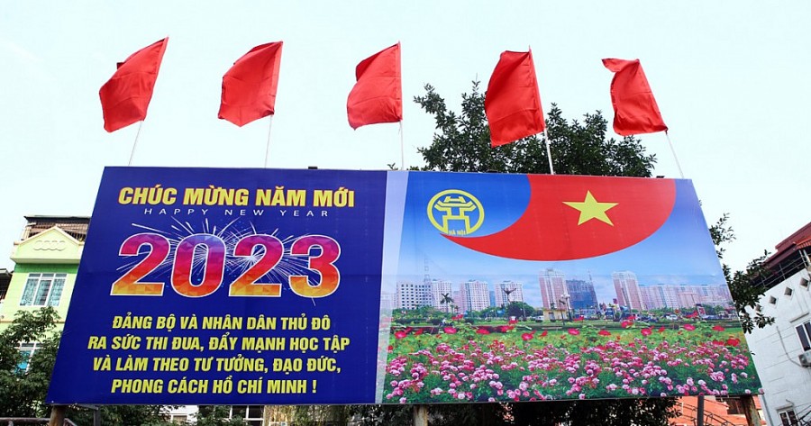 Cũng như mọi năm, năm nay, công tác trang trí, tuyên truyền, cổ động trực quan được TP Hà Nội tổ chức trang trọng, thiết thực Cũng như mọi năm, năm nay, công tác trang trí, tuyên truyền, cổ động trực quan được TP Hà Nội tổ chức trang trọng, thiết thực