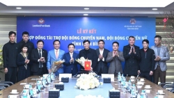 LienVietPostBank tài trợ cho 2 đội Bóng chuyền nam - nữ Ninh Bình