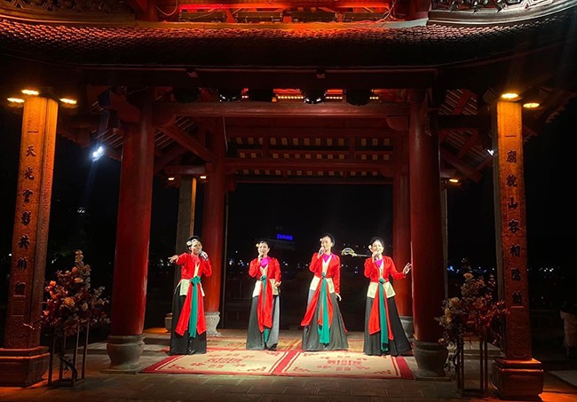 Một tiết mục biểu diễn của Nhà hát Chèo Hà Nội