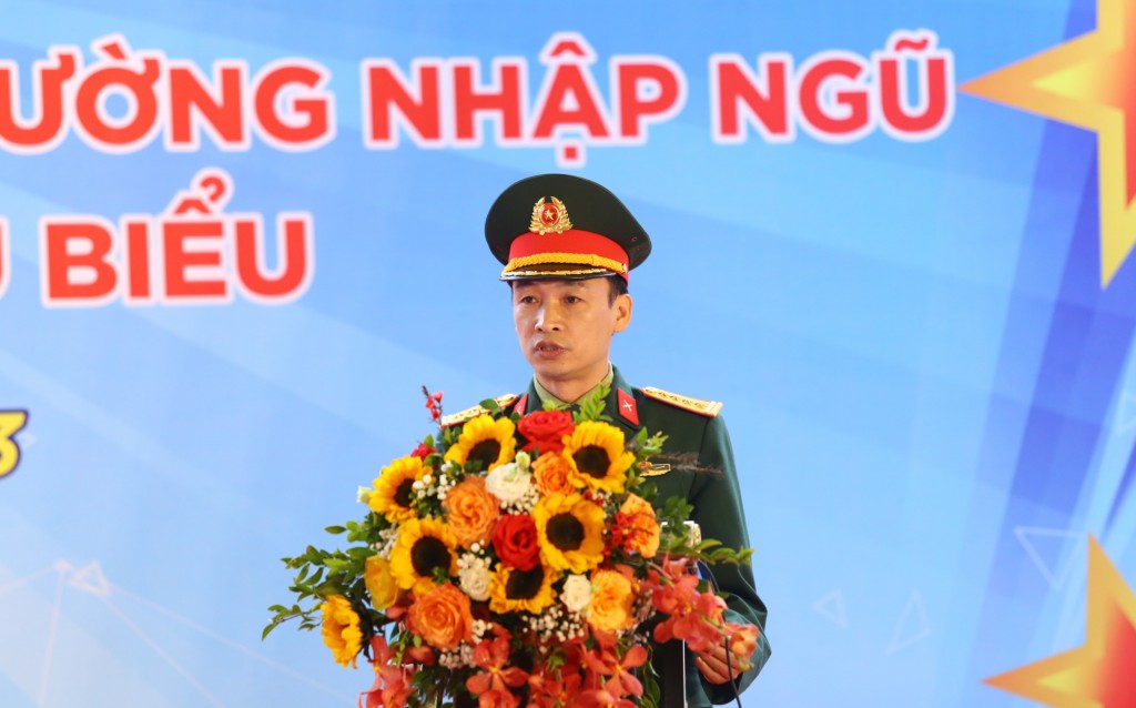 “Gặp mặt thanh niên tình nguyện lên đường nhập ngũ và quân nhân xuất ngũ tiêu biểu” năm 2023