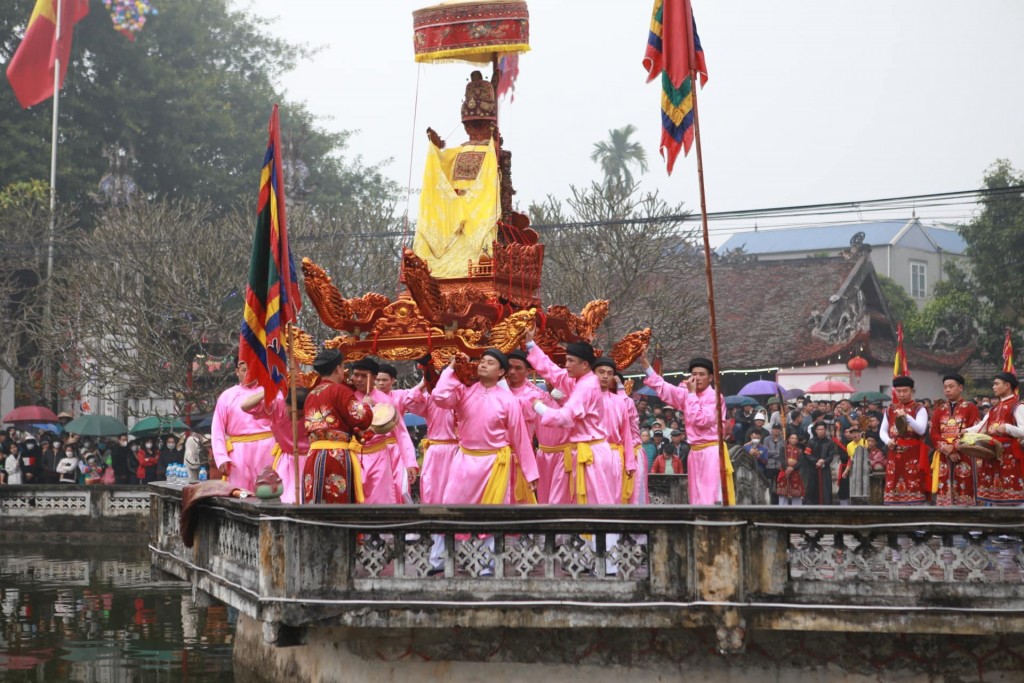 Lễ hội Xuân truyền thống với màn rước kiệu như bay tại Chúc Sơn