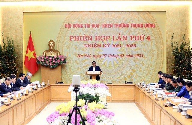 Quang cảnh phiên họp