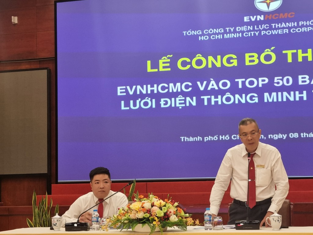 Ông Nguyễn Văn Thanh, Tổng Giám đốc EVNHCMC cung cấp thông tin tại buổi công bố